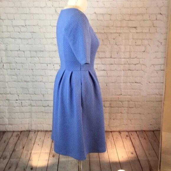 NWT Apt 9 Dress Periwinkle Blue Skater Style Fit & Flare has Pockets Medium - Picture 3 of 7